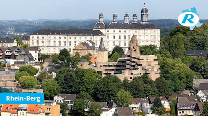 Blick auf Schloss Bensberg