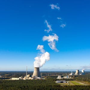 Das Kernkraftwerk Emsland (Luftaufnahme mit einer Drohne).