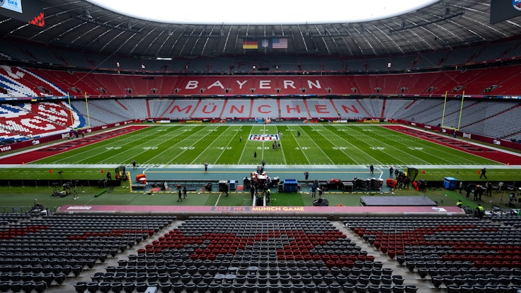In der Allianz Arena in München wird das erste NFL-Spiel in Deutschland ausgetragen.