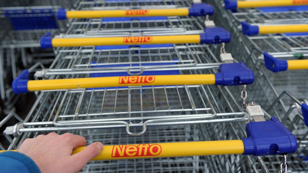 Symbolfoto. Einkaufwägen mit Netto-Logo.