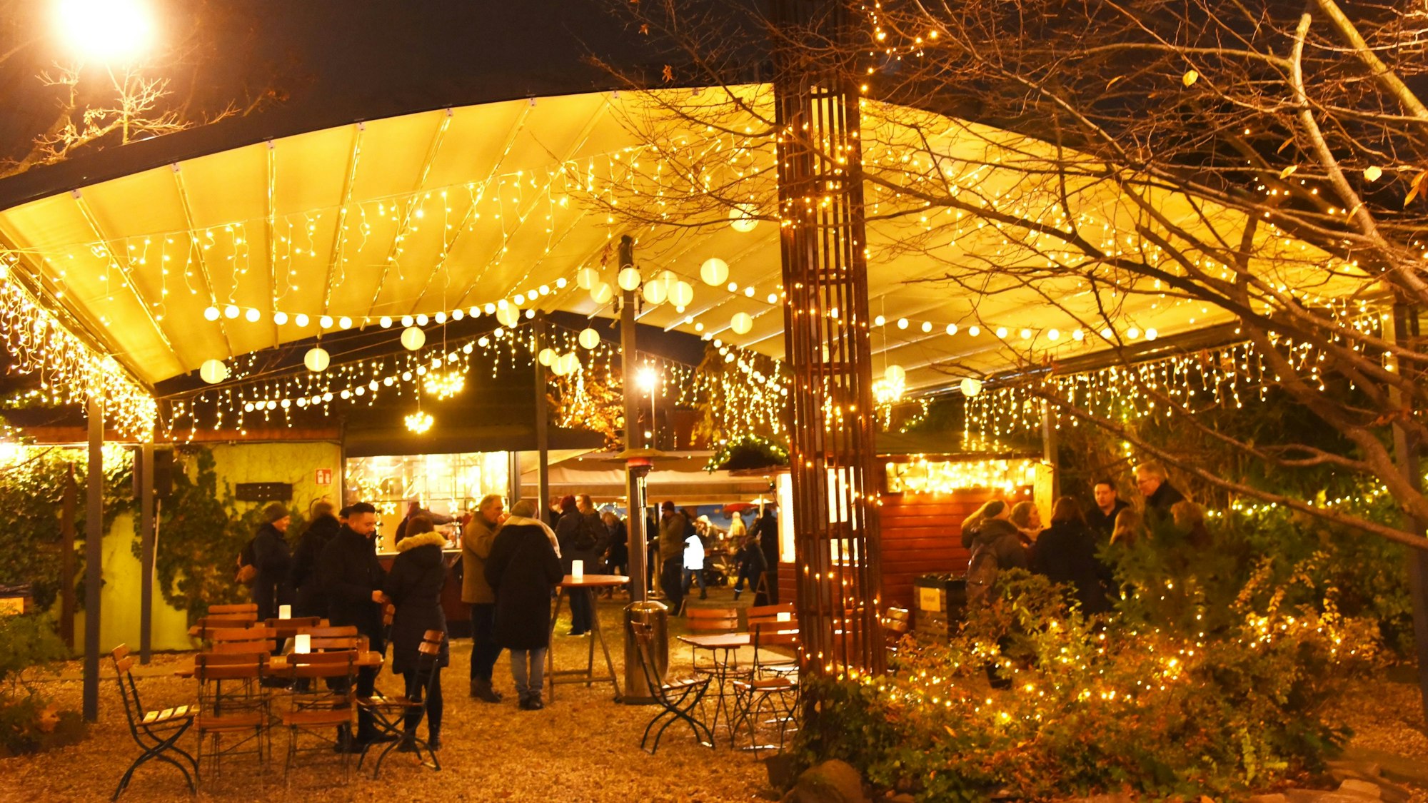 Weihnachtsmarkt in Ehrenfeld im Herbrand´s.