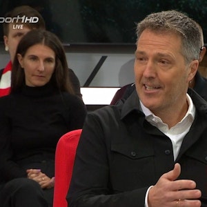 Ex-RTL-Chef Bernd Reichart spricht über die Super League Pläne.