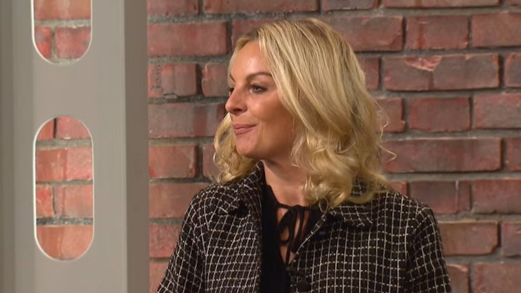Susanne Steiger in der ZDF-Trödelshow „Bares für Rares“.