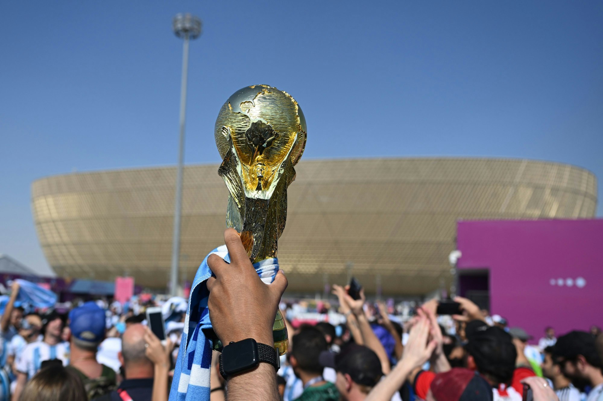 Fußball-Fans in Katar vor dem Spiel Argentinien gegen Saudi-Arabien
