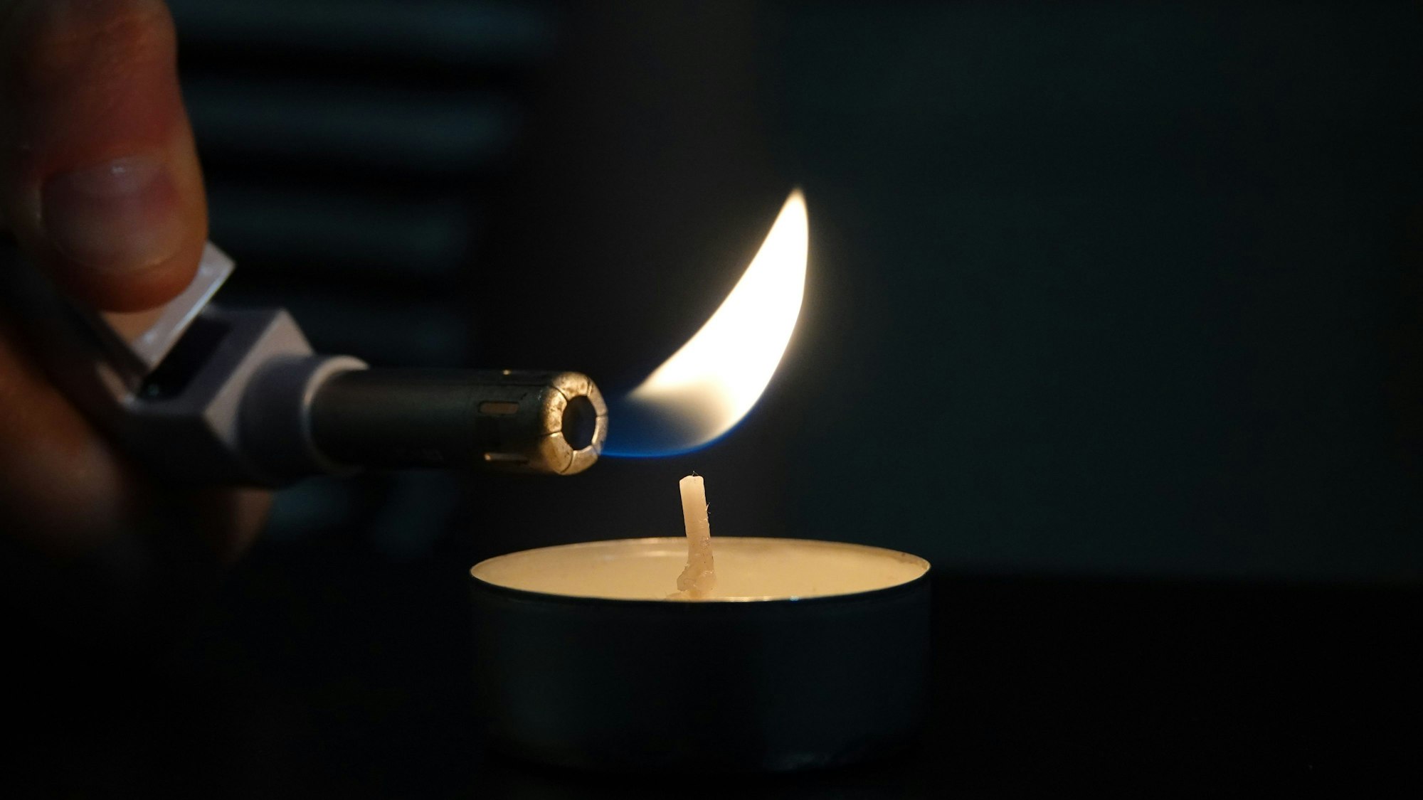 Im Kerzenschein: Wachtberg ist flächendeckend von einem Stromausfall betroffen