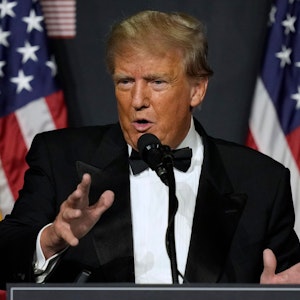 Donald Trump, ehemaliger Präsident der USA, spricht in Mar-a-Lago in Palm Beach, Florida.