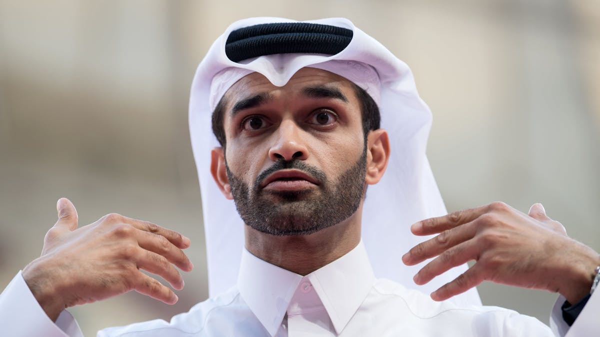 Der Generalsekretär des Organisationskomitees der Fußball-Weltmeisterschaft 2022, Hassan Al-Thawadi, nimmt am 04.01.2018 im Khalifa International Stadium in Doha (Katar) an einer Pressekonferenz teil.
