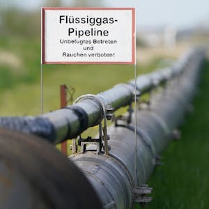 Blick auf eine Flüssiggas-Pipeline am Nordsee Gas Terminal.&nbsp;