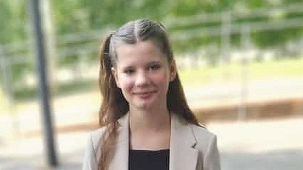 Porträtfoto der vermissten Emily aus NRW.