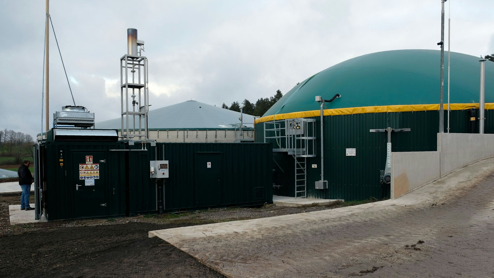 Biogasanlage zur Stromerzeugung auf dem Thelenhof zwischen Keldenich und Urft.