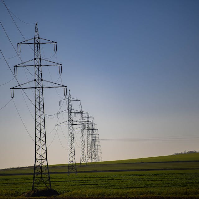 Die Überlandleitungen sind ein entscheidender Faktor in der Stromversorgung.