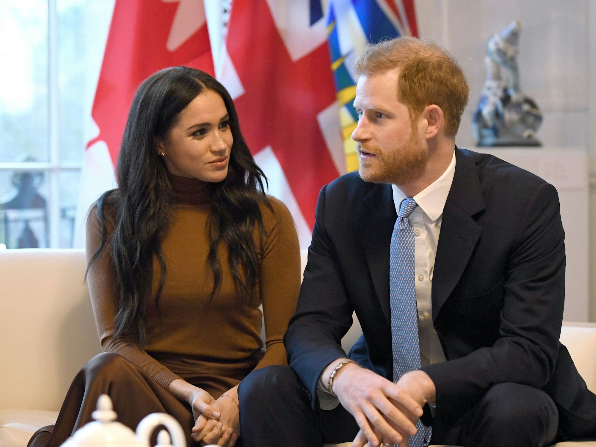 Prinz Harry und seine Frau Meghan, Herzogin von Sussex, aufgenommen während ihres Besuchs im Kanada-Haus, wo sie sich für die Gastfreundschaft bedankten, die das Commonwealth-Land ihnen im Familienurlaub gewährt hatte.