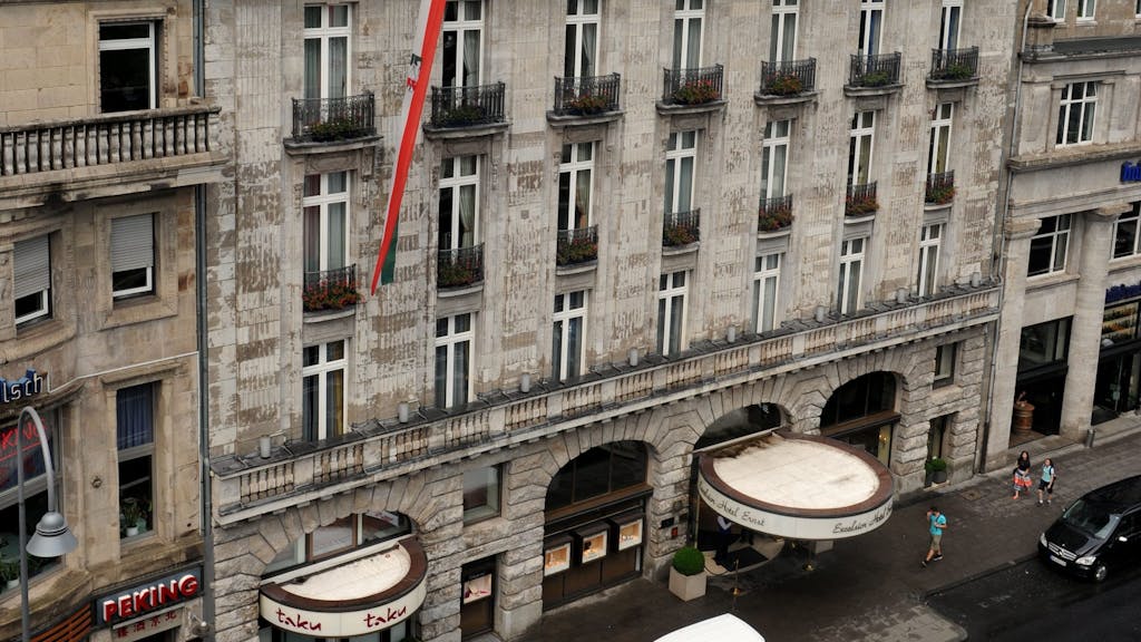 Der Eingang des Hotel Excelsior in Köln&nbsp;