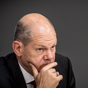 Bundeskanzler Olaf Scholz (SPD) am 7. September 2022 während der Generaldebatte zum Haushalt im Bundestag.