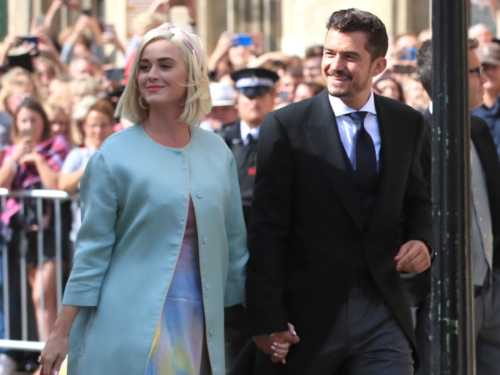 Sängerin Katy Perry und ihr Verlobter, der Schauspieler Orlando Bloom, hier im August 2019 bei der Ankunft im Münster in York zur Hochzeit der Sängerin Ellie Goulding, durchlebten in ihrer Beziehung viele Höhen und Tiefen.