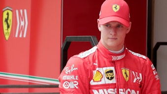 Mick Schumacher, Rennfahrer aus Deutschland, bei seiner ersten Testfahrt im Formel-1-Ferrari.