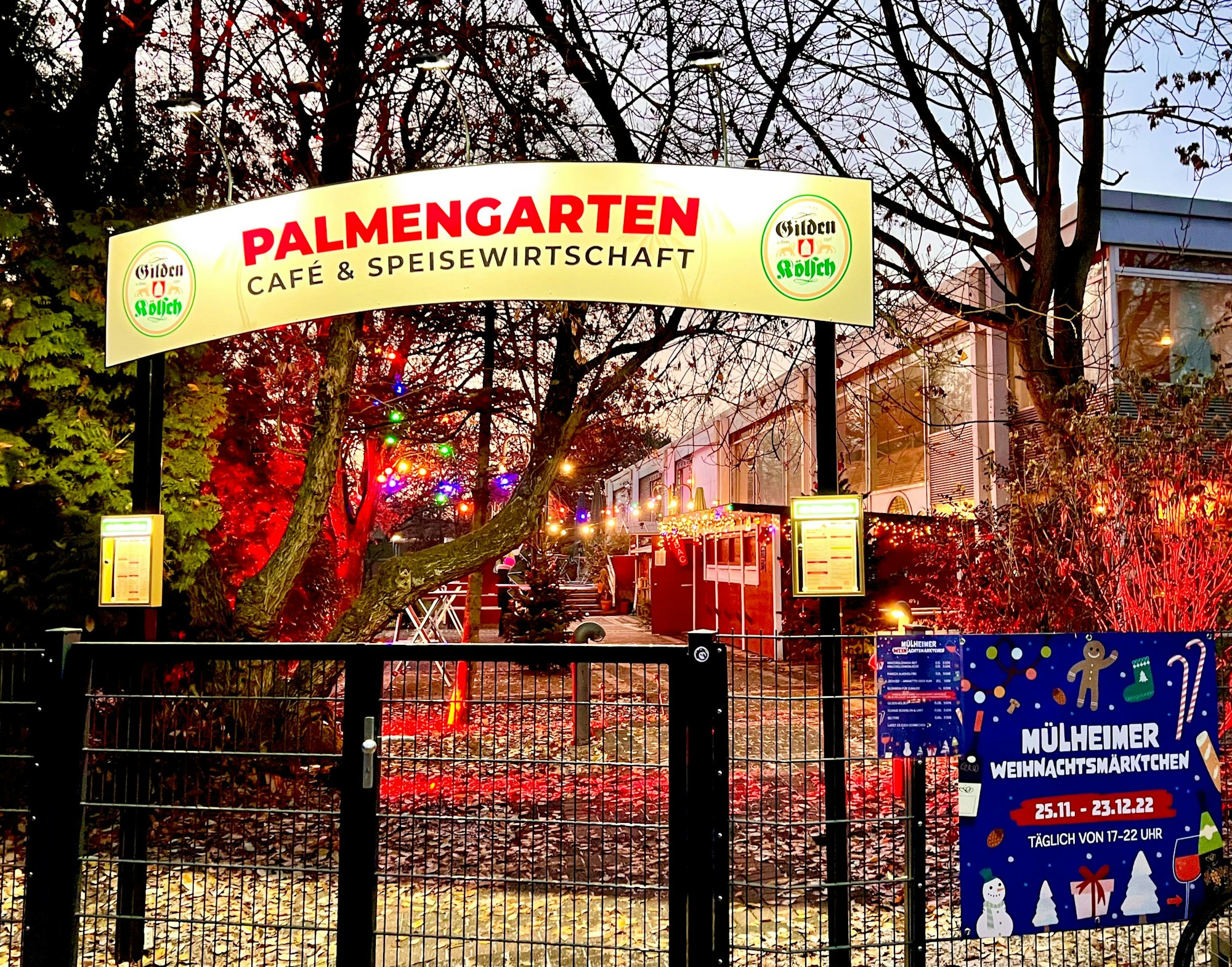 Der Eingang des Bistros „Palmengarten“ in Köln-Mülheim.