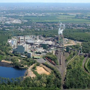 Brikettfabrik Wachtberg mit Anbindung zu Kohlebahn, Luftbild