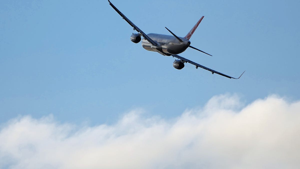 Ein Flugzeug A 321-231 der Fluggesellschaft Turkish Airlines startet vom Flughafen Berlin-Brandenburg „Willy Brandt“.