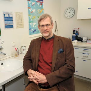Dr. Oehler Martin Oehler in seinem Büro