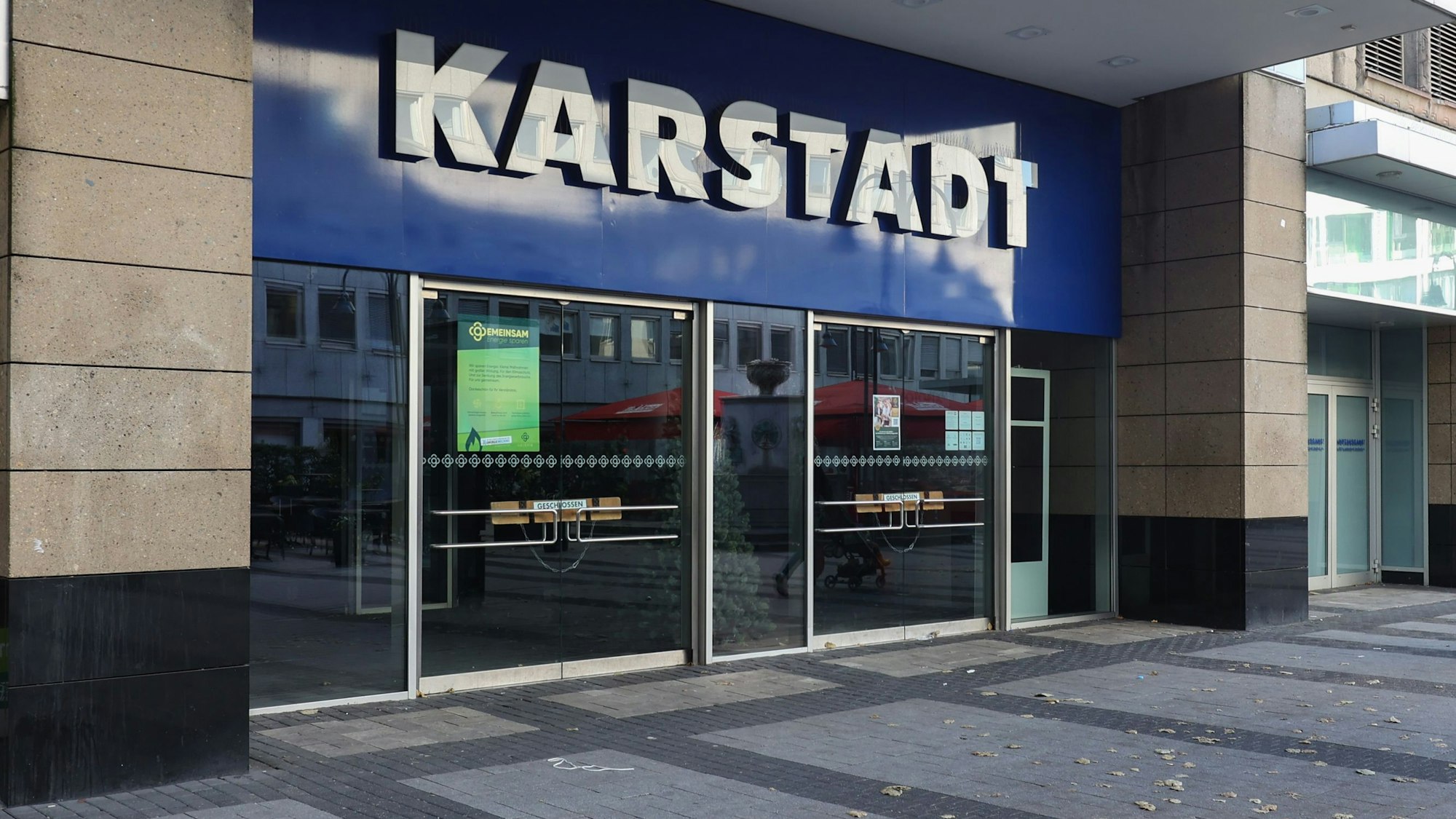 Außenaufnahmen der beiden Warenhäuser von Galeria in der Kölner Innenstadt. Der Konzern Galeria Karstadt Kaufhof hat erneut ein Schutzschirmverfahren beantragt und will ein Drittel aller Standorte schließen.
Karstadt Breite Straße