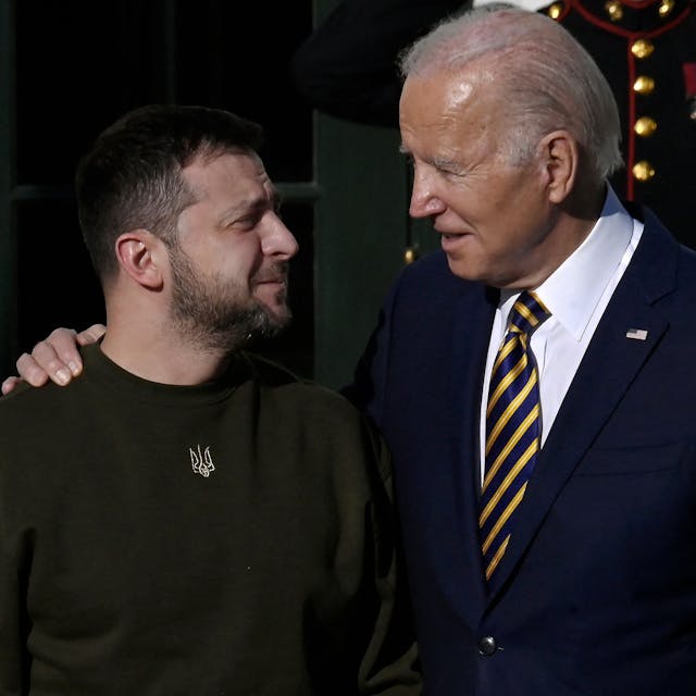 US-Präsident Joe Biden (r.) mit dem ukrainischen Präsidenten Wolodymyr Selenskyj