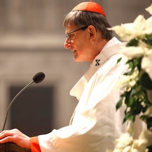 Kardinal Rainer Maria Woelki zelebriert im Kölner Dom das weihnachtliche Pontifikalamt am 1. Weihnachtstag.