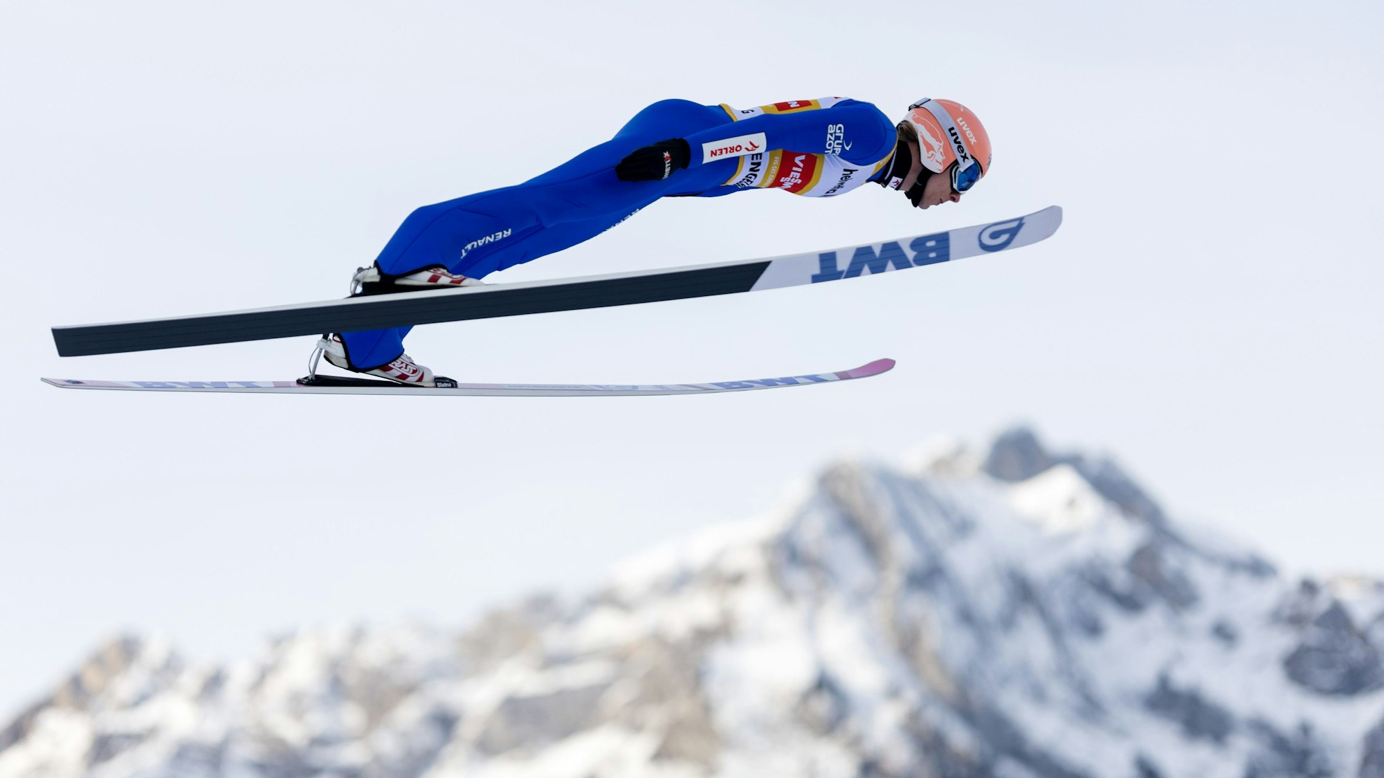 Skispringen: Dawid Kubacki aus Polen in Aktion.