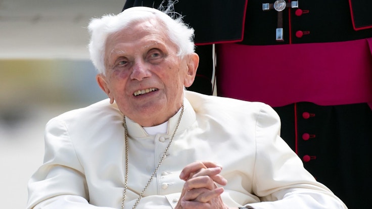 Der emeritierte Papst Benedikt XVI. bei seinem Besuch in Freising am 22. Juni 2020.