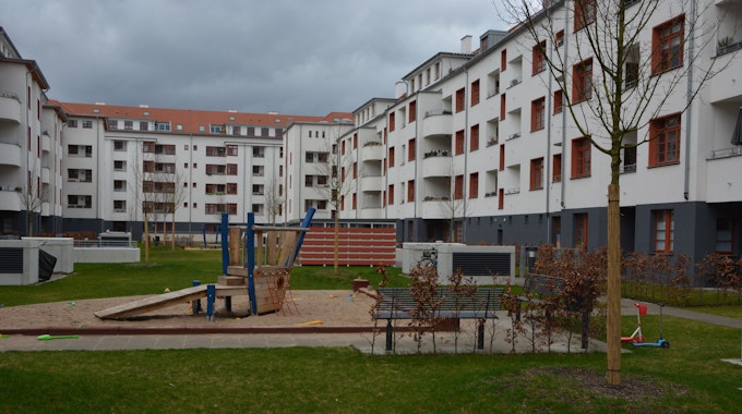 Die Naumann-Siedlung mit Innenhof und Spielplatz