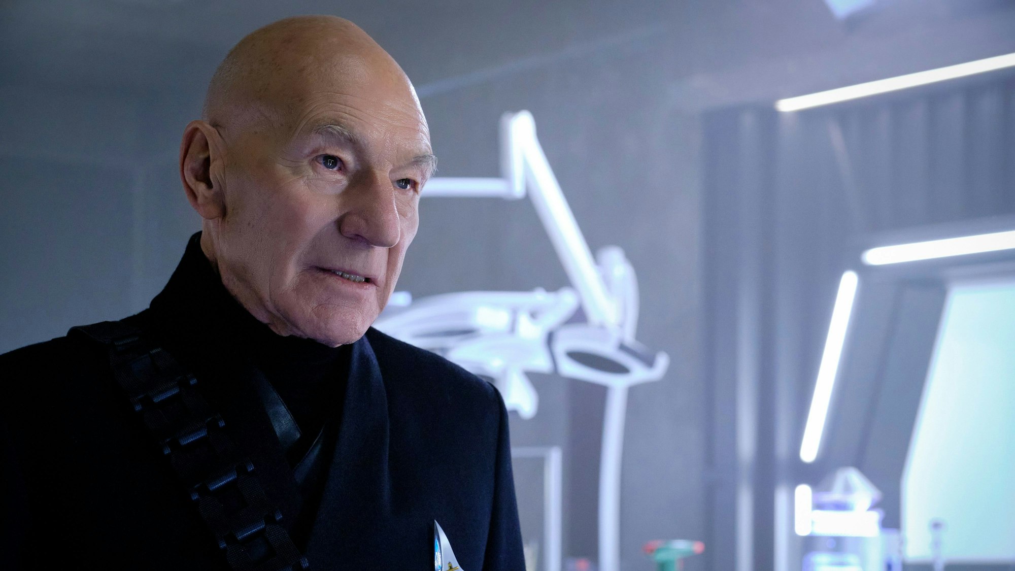Patrick Stewart als Captain Jean-Luc Picard in einer Szene aus «Star Trek: Picard». Am 17. Februar startet die dritte und letzte Staffel der Science-Fiction-Serie mit Sir Patrick Stewart bei Paramount+