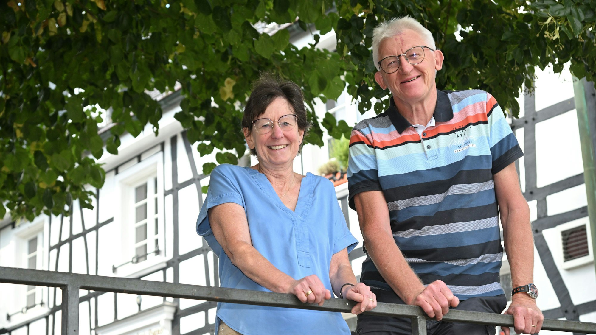 Das Foto zeigt Renate Voßwinkel und Peter Dahl vom Kürtener Seniorenbeirat.