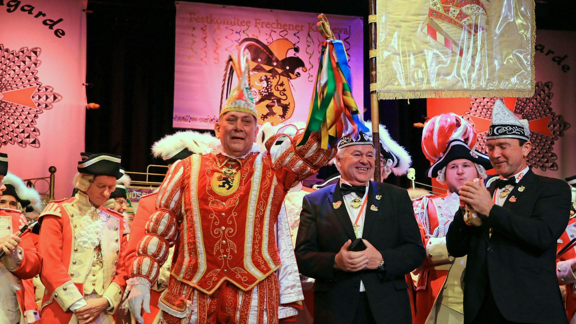 Das Bild zeigt den Karnevalprinzen Werner I. aus Frechen bei der Proklamation im Stadtsaal Frechen.