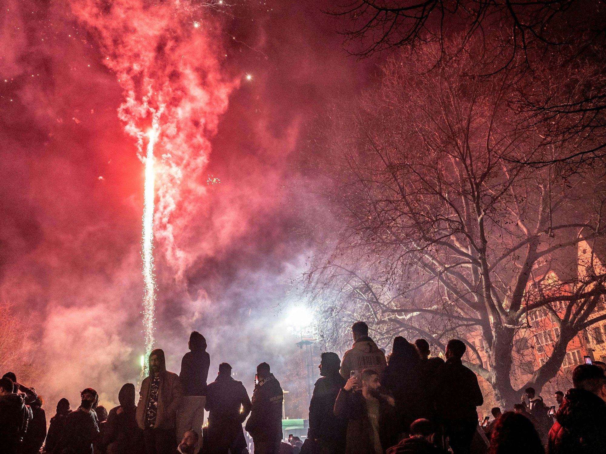 Feuerwerk an Silvester in der Kölner Innenstadt
