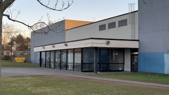 Turnhalle an der Heinrich-Böll-Gesamtschule in Köln-Chorweiler