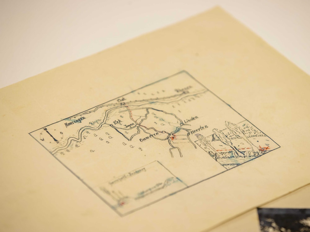 Eine vom Nationalarchiv der Niederlande während des jährlichen Open Access Day veröffentlichte, fast 80 Jahre alte Karte zu einem möglichen Nazi-Schatz im Dorf Ommeren.