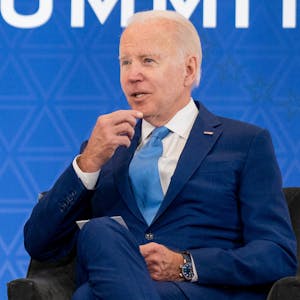 US-Präsident Joe Biden spricht bei einer Konferenz.