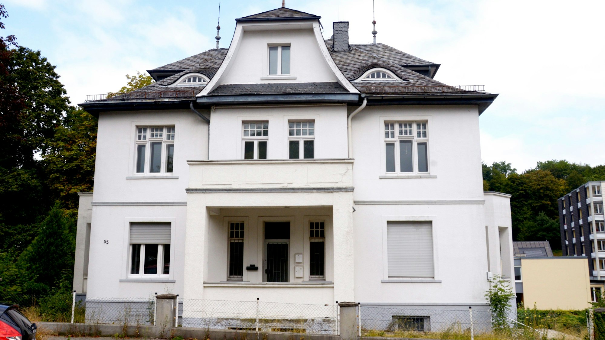Es ist die Villa Sander in Wipperfürth zu sehen.