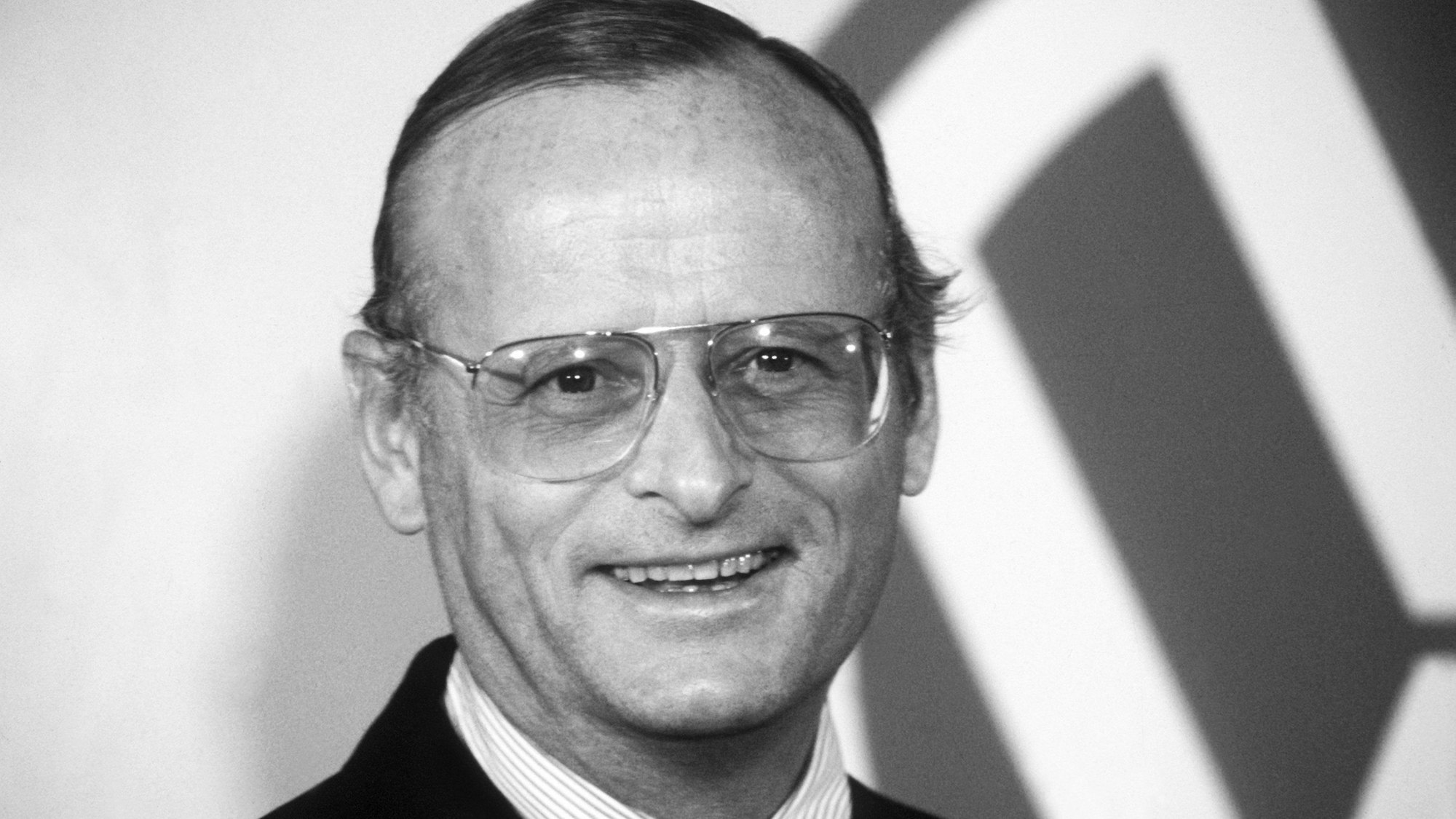 Der damalige Vorstandsvorsitzende der Volkswagen AG, Carl Horst Hahn, im November 1981.