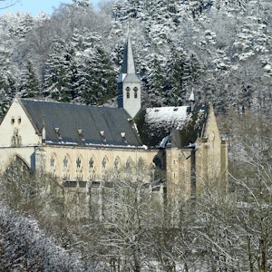 Altenberger Dom im Puderzucker-Schnee