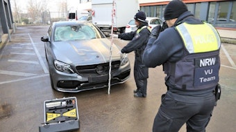 Die Kölner Ermittler haben das Fahrzeug sichergestellt und den Fahrer ermittelt.
