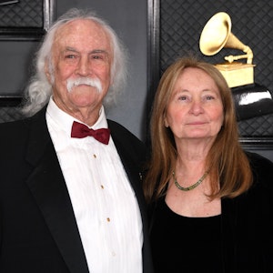 US-Musiker David Crosby kommt im Januar 2020 mit seiner Frau Jan Dance zur Grammy-Verleihung in Los Angeles.