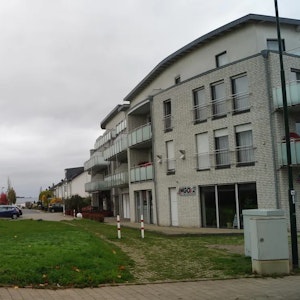 Auf der Ecke Zum Vogelrutherfeld/Astrid-Lindgren-Straße soll die neue dritte Grundschule für Sindorf gebaut werden.