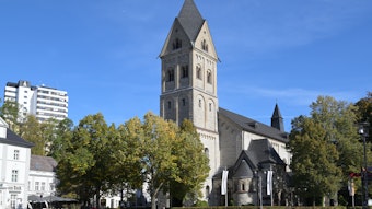 Die katholische Kirche St. Laurentius in Bergisch Gladbach.