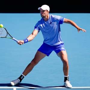 Andreas Mies ist bei den Australian Open in Aktion.