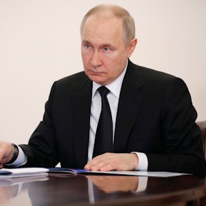 Russlands Präsident Wladimir Putin Mitte Januar in Ufa, Hauptstadt der Republik Baschkortostan: Wann ist für ihn die rote Linie überschritten?
