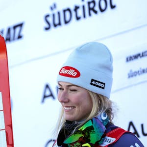 US-Skifahrerin Mikaela Shiffrin geht mit ihrem 83. Weltcup-Sieg als erfolgreichste Athletin im alpinen Ski-Sport in die Geschichte ein.