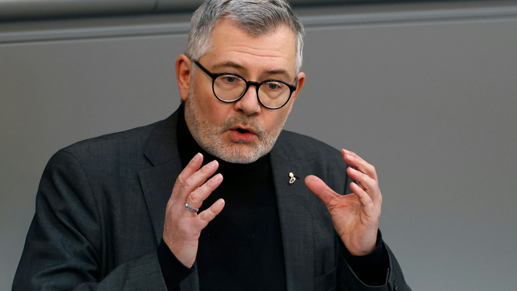 Dietmar Nietan (SPD) bei einer Rede im Bundestag. Der SPD-Politiker kassierte am Donnerstag zwei Ordnungsrufe.