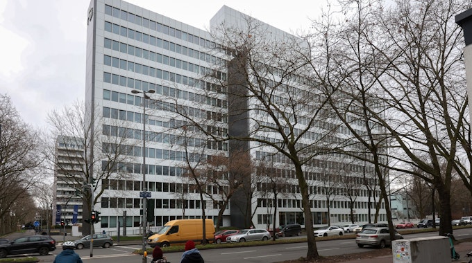 Die Deutsche Lufthansa Aktiengesellschaft hat ihren Firmensitz in Köln – und denkt über einen Umzug nach.
