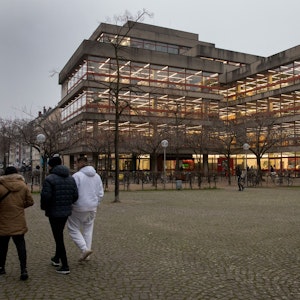 Aussenansicht der Zentralbibliothek am Neumarkt.